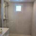 Shower glass partitions